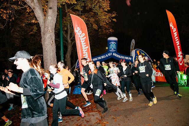 Rund 15.000 Euro, die sich aus den Startgeldern sowie Merchandise- und Maskenverkauf zusammensetzt, konnten dabei am Sonntag eingenommen werden. | Foto: Alesia Ramhofer