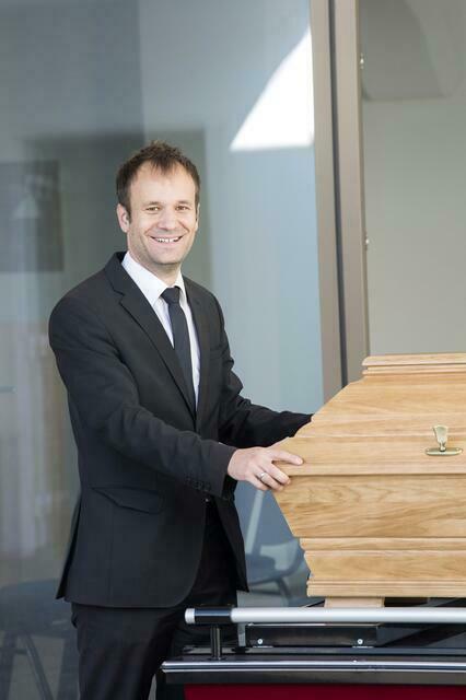 Bestatter Josef Stigler aus Steyr. | Foto: Stigler