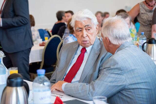 Karl Svoboda ist am 1. November 2022 kurz vor seinem 93. Geburtstag verstorben. | Foto: SPÖ Favoriten