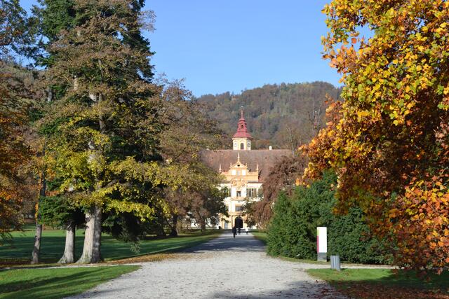 Schloss Ansicht vom Eingang