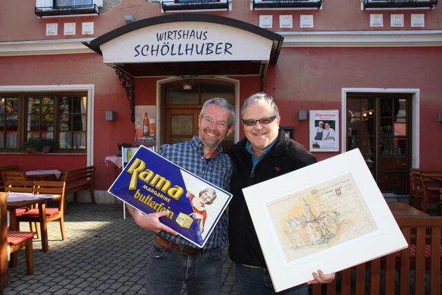 Otmar Wallenta (re.) mit Gastwirt Hannes Schöllhuber | Foto: Staudinger
