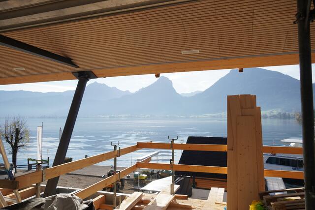 In Zukunft werden auf der Terrasse die Gäste bewirtet und können diese Aussicht genießen. | Foto: Emanuel Hasenauer