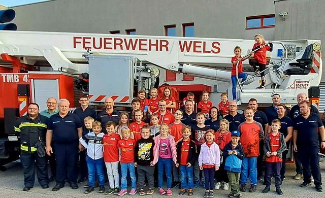 Die Frankenburger Minijugend zu Besuch in Wels. | Foto: FF Frankenburg