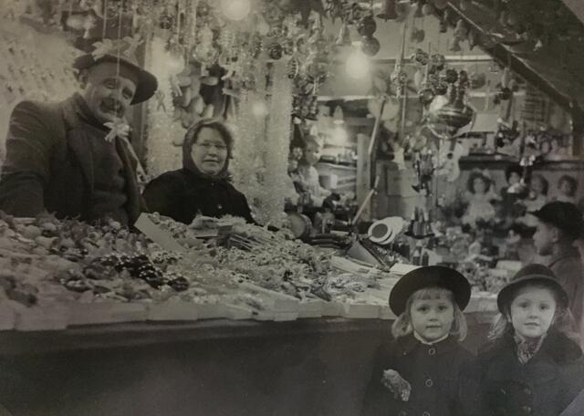 Ein Christkindlmarkt-Stand aus dem Jahr 1950. | Foto: Marktamtsmuseum