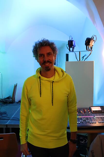 Sascha Pedrazzoli ist der Obmann des Kulturvereins Sigmundsried.  | Foto: Elisabeth Zangerl 