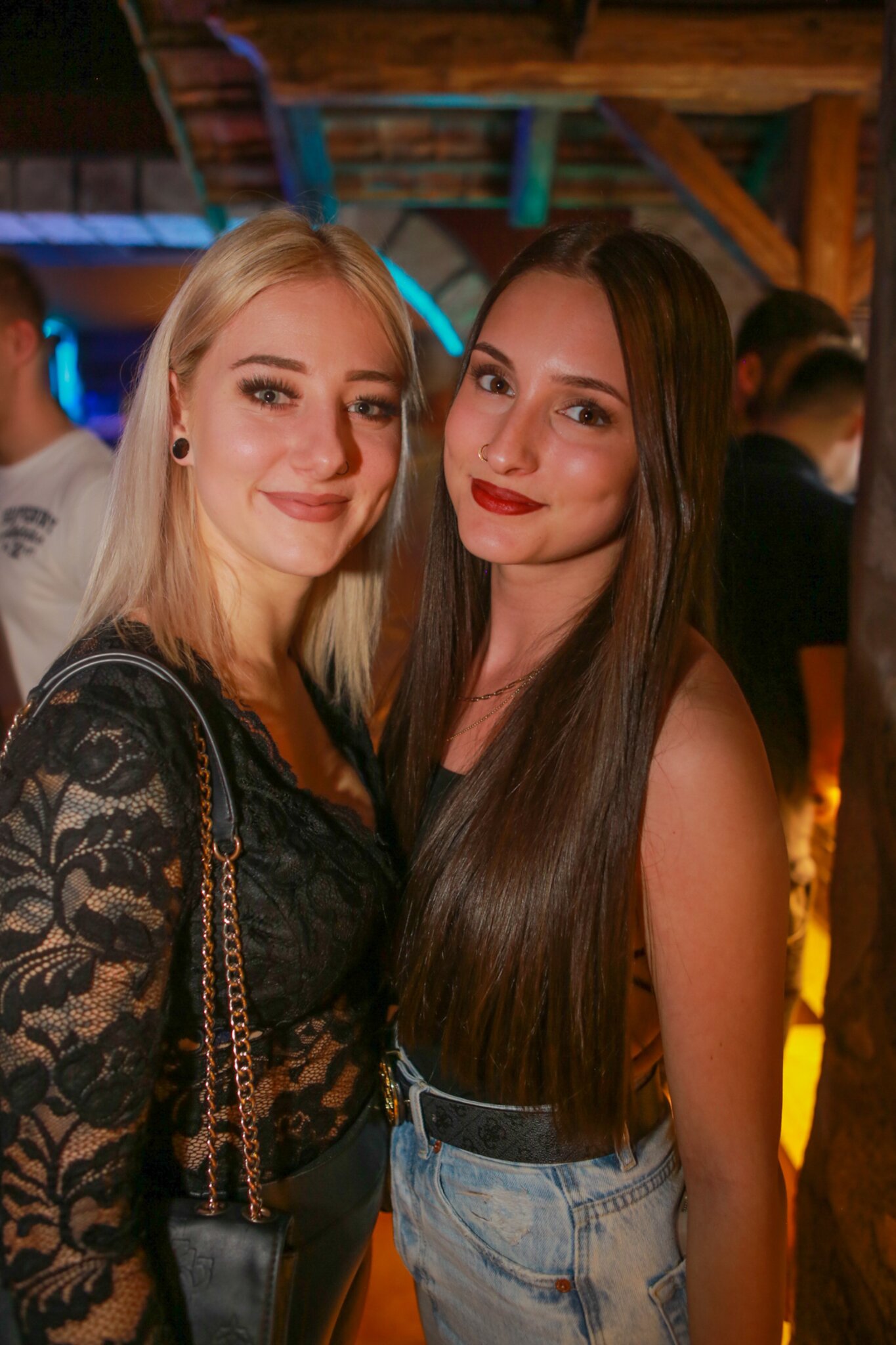 Bildergalerie Braunauer Jugend macht im Herzog die Nacht zum Tag Braunau