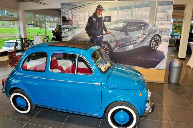 Kein Toyota und kein Fittipaldi-Bolide, aber ein echter (fahrbereiter) Hingucker aus dem Falbesoner-Privatbesitz! | Foto: Hassl