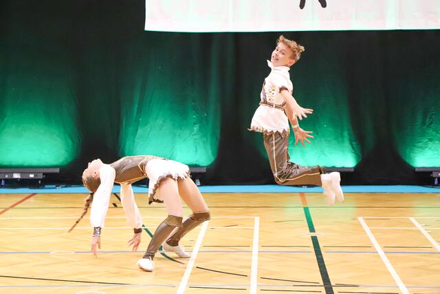 Bei den Juveniles holten sich Leah Spielhofer &amp; Laurin Peer den Meistertitel