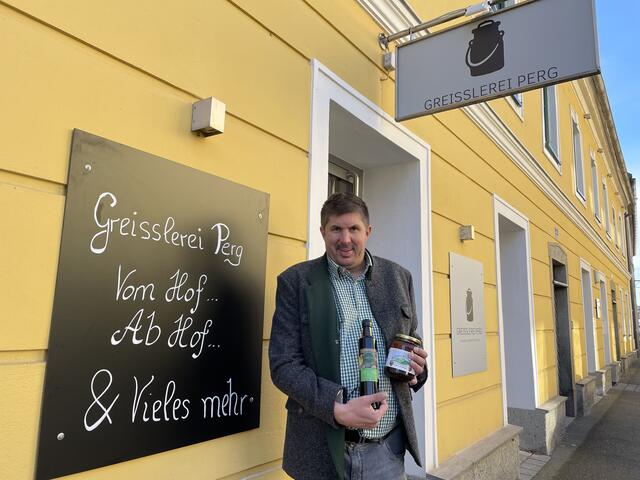 Bringt Produkte heimischer Erzeuger zusammen: Michael Bauer eröffnet am 18. November seine Greisslerei in der Doktor-Schober-Straße.