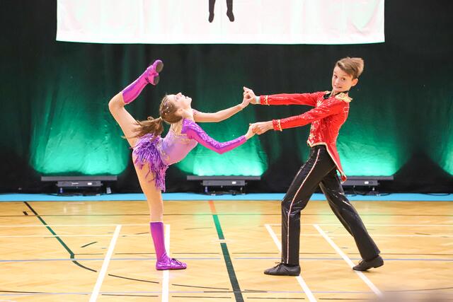 Valentina Nagl &amp; Valentin Häusler holten sich Platz 2 in der Kategorie Juveniles