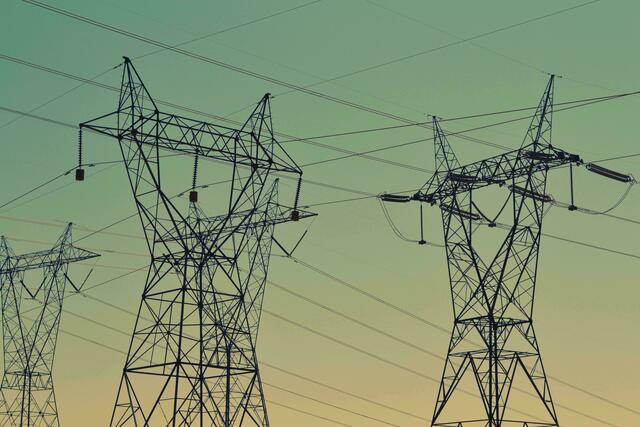 Erzeuger von erneuerbarer Energie wie etwa der Verbund produzieren billigen Strom aus Sonne, Wasser oder Windkraft, verkaufen ihn aber zum Preis von teurem, aus Gas hergestelltem Strom. | Foto: Fre Sonneveld/Unsplash