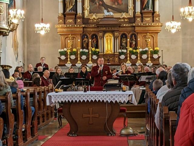 Musikalische Gestaltung der Messe in Gföhl.  | Foto: Musikverein Gföhl