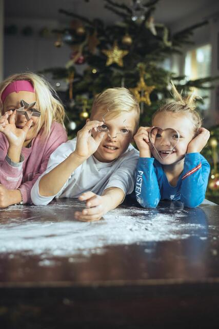 Die Kinder aus den SOS-Kinderdörfern freuen sich auch schon auf Weihnachten. | Foto: SOS-Kinderdörfer
