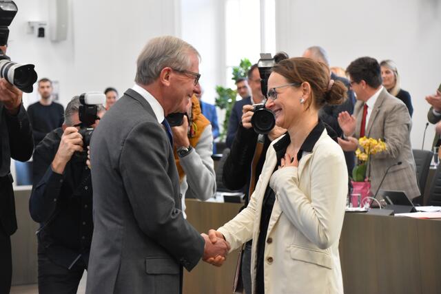 Landeshauptmann Wilfried Haslauer gratulierte seiner neuen Stellvertreterin. | Foto: Philip Steiner