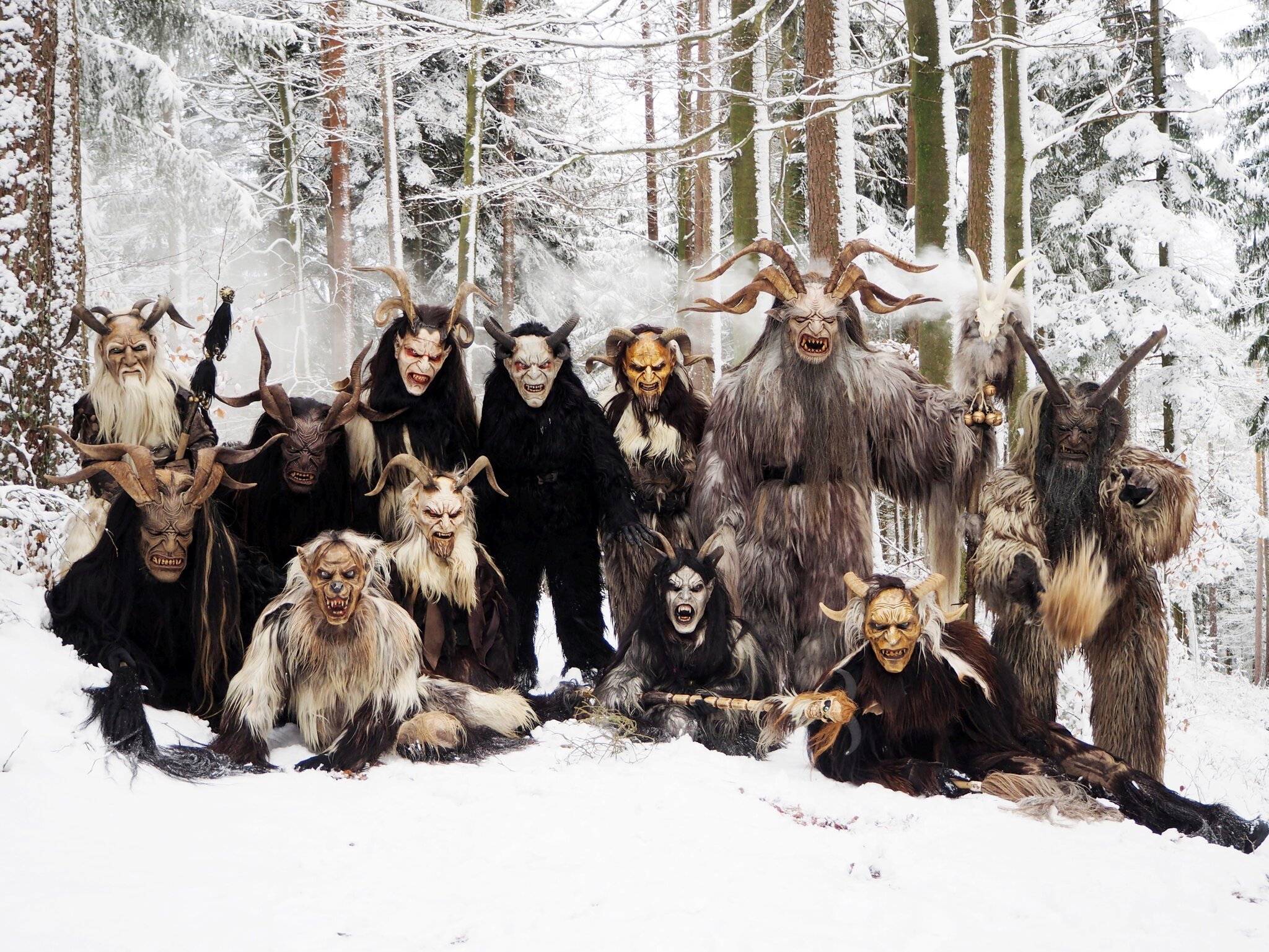 Waldmandl, Perchten & Hobagoas Die Schleißheimer Perchten kehren