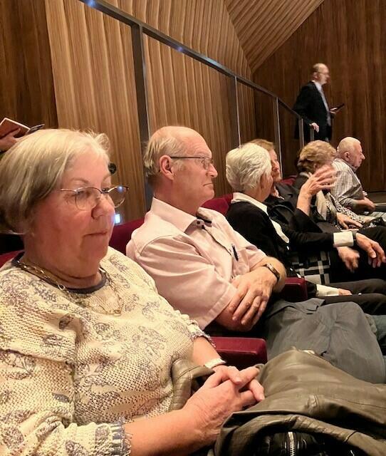 Neckenmarkt: Senioren genossen Konzert im Musik Theater Wien ...