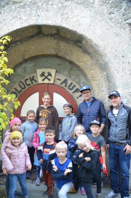 Die Speckbacher Jungschützen machten einen tollen Ausflug ins Haller Bergbaumuseum. | Foto: Martina Mair.