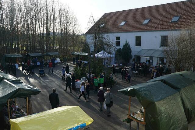Der Adventmarkt am Knittlingerhof. | Foto: BWS Knittlingerhof Martin Sourek