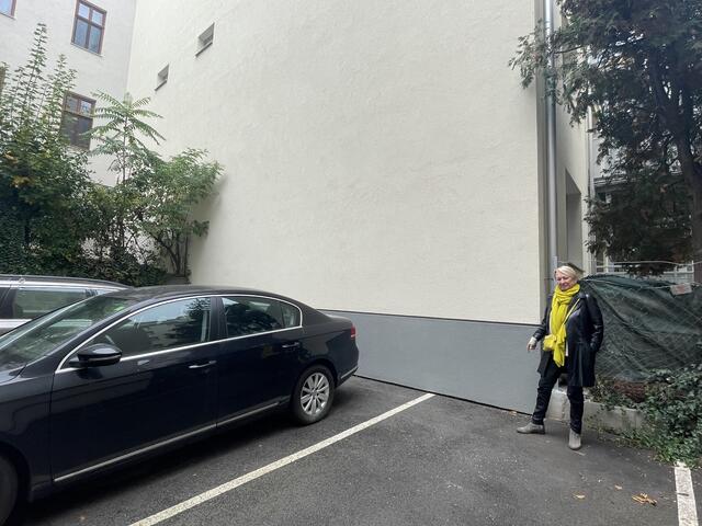 Es gibt zwei Fassaden im Innenhof, die sich für eine Fassadenbegrünung anbieten würden.  | Foto: Salme Taha Ali Mohamed