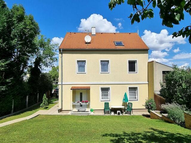 1230 WIEN, gepflegtes Einfamilienhaus mit schönem Garten, 430m² Grund, 109m² Wfl, HWB 116, Wohnrecht, € 795.000,- Obj. 2566 | Foto: Immobilien Mörtl GesmbH