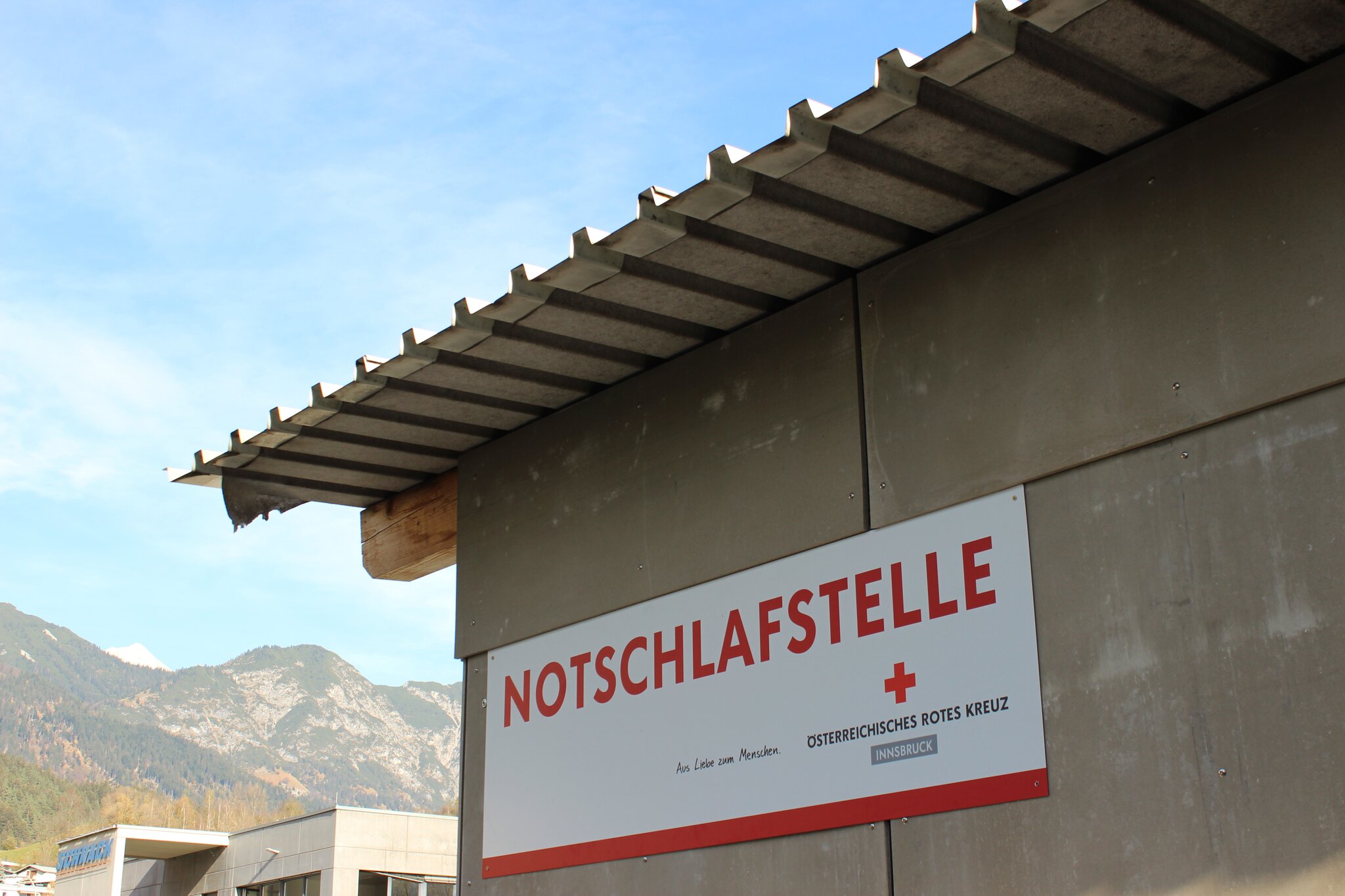 Notschlafstelle: Rotes Kreuz schafft 20 Betten für Obdachlose - Innsbruck
