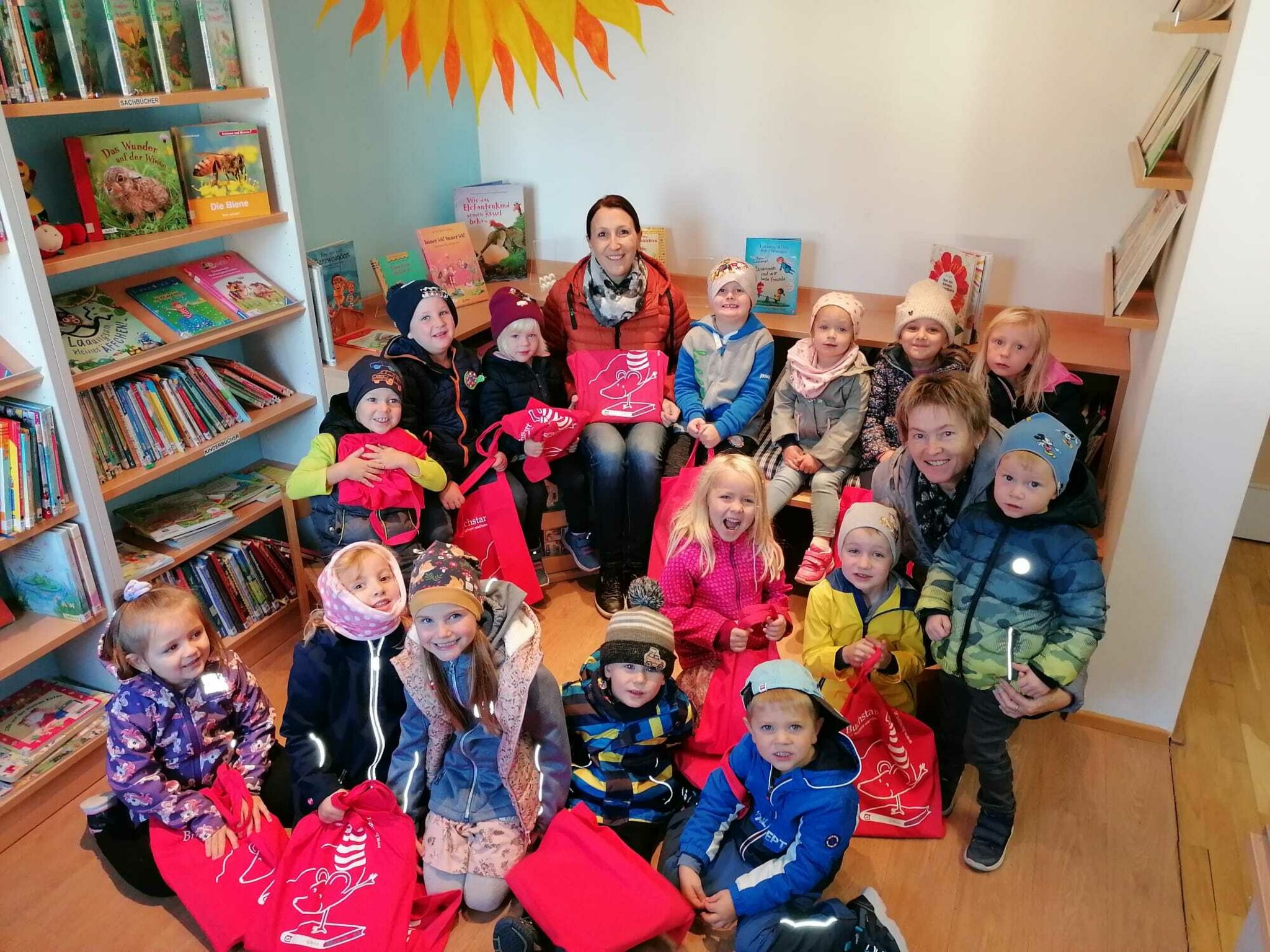 "Bücher-Projekt": Kindergarten und Bücherei rücken enger zusammen