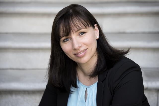 Sabine Peternell, Mitglied der Mirnockbauern: "Der Mirnock zählt für mich zu dem Berg mit der höchsten Lebensqualität. Die bäuerlichen Familien haben es über die Generationen in der Bewirtschaftung geschafft die Ursprünglichkeit des Berges zu bewahren." | Foto: Ilvy Rodler