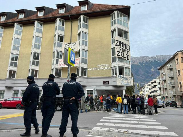 Hausbesetzung in der Pradler Straße 28 | Foto: zeitungsfoto.at