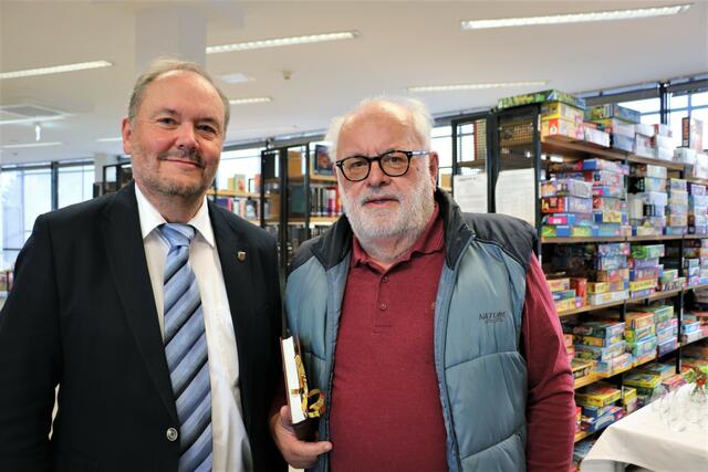 Premstättens Bibliotheks-Pioniere der ersten Stunde Werner Offenbacher und Hans Neuhold. | Foto: Edith Ertl
