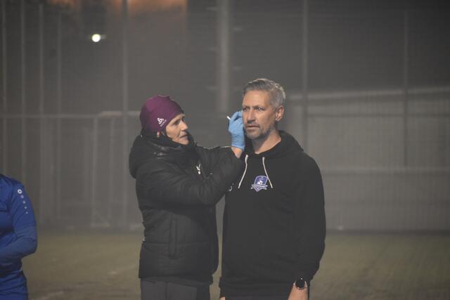 Auch Trainer Dieter Sachs ließ sich testen. | Foto: Michael Strini