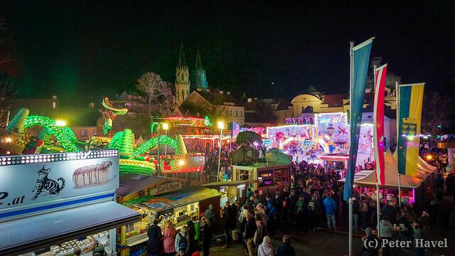 Und wieder mal Leopoldi mit 70 Marktständen, Spiel und Spaß, sowie Kulinarik, Punsch und Wein. | Foto: Peter Havel