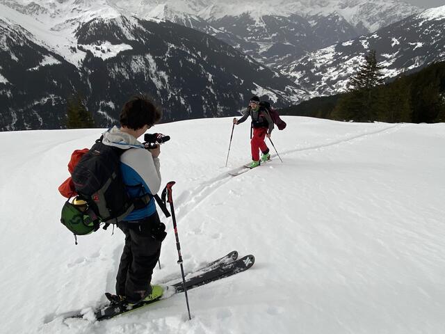 Ihren Fortschritt und die unerwarteten Abenteuer unterwegs dokumentierten die beiden mit Kameras und Drohne. | Foto: Bastian Meier or Lukas Böhm