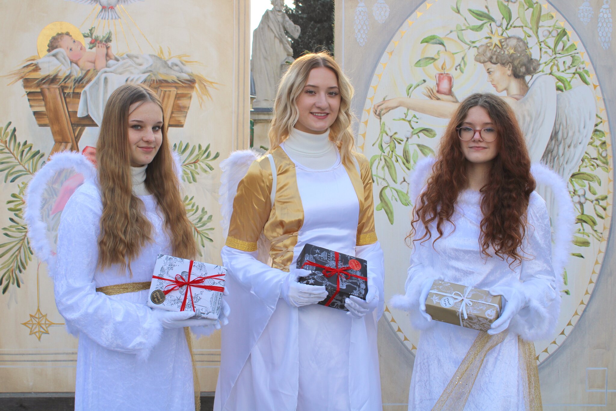 Weihnachtliche Botschafterin: Das Leobener Christkind im Interview - Leoben