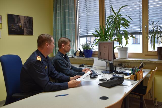 Bezirkspolizeikommandant Oberstleutnant Oliver Wilhelm und Chefinspektor Günther Skrianz.