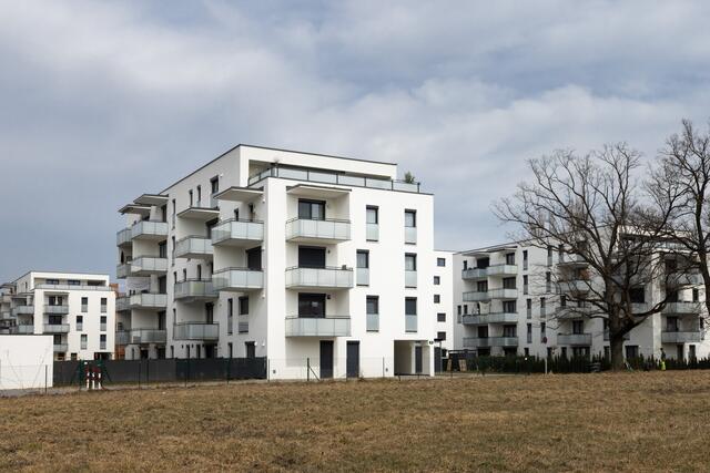 Heute in der Peter-Rosegger-Straße: moderne Wohnhäuser.  | Foto: Konstantinov