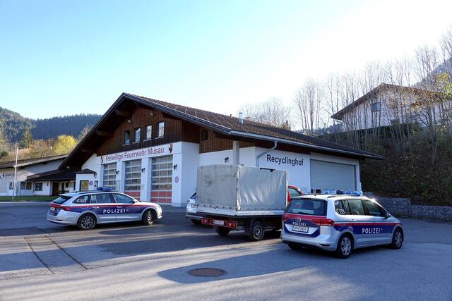 Sachbeschädigung am Gebäude der Freiwilligen Feuerwehr Musau, Zeugen werden gesucht. | Foto: Zoom Tirol