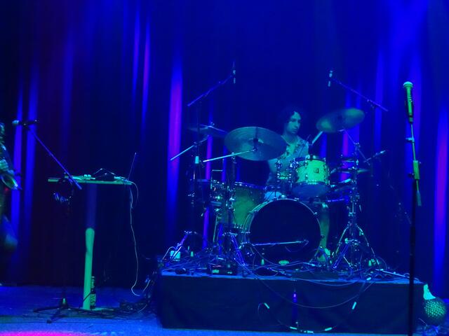 Dennis Molina gab am Schlagzeug Vollgas... | Foto: Sarah Braun