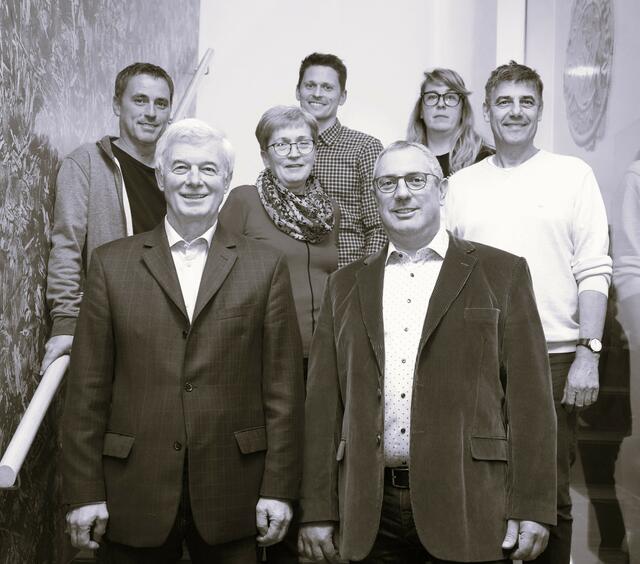 Die sieben Mitglieder des Gemeindevorstandes | Foto: Andrea Glatzer