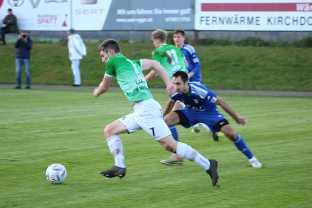 Im letzten Spiel vor der Winterpause erreichte Grün Weiß Micheldorf ein 1:1 gegen die Union Edelweiß aus Linz.  | Foto: Staudinger