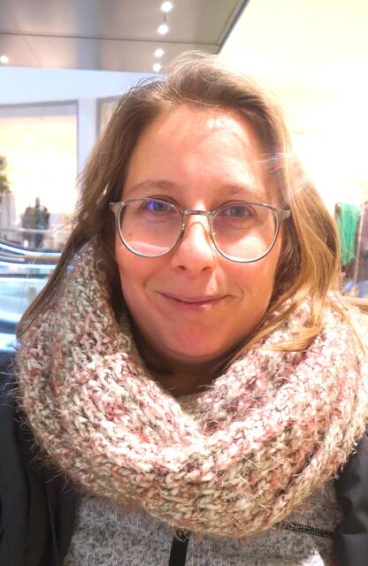 Diverse Glühweinstände besuchen, Kekse backen und Deko gehören zur jährlichen Tradition. Bernadette Hutterer-Holzner, Mautern