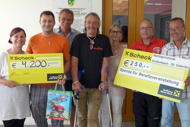 Weinzettel beim Benefiz 2015. | Foto: privat