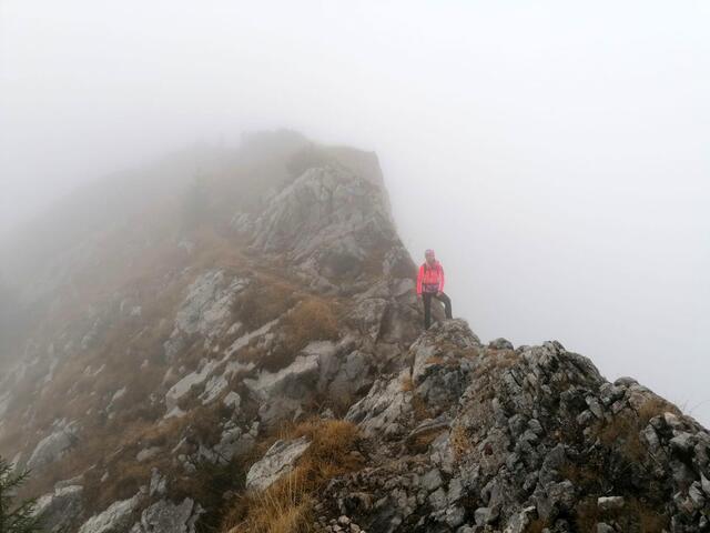auf der anderen Seite steigen wir wieder ab