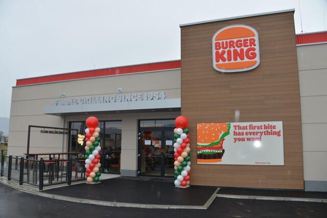Burger King hat am 16. November 2022 einen weiteren Standort in der Arena Fohnsdorf eröffnet. | Foto: RMA/Pfister