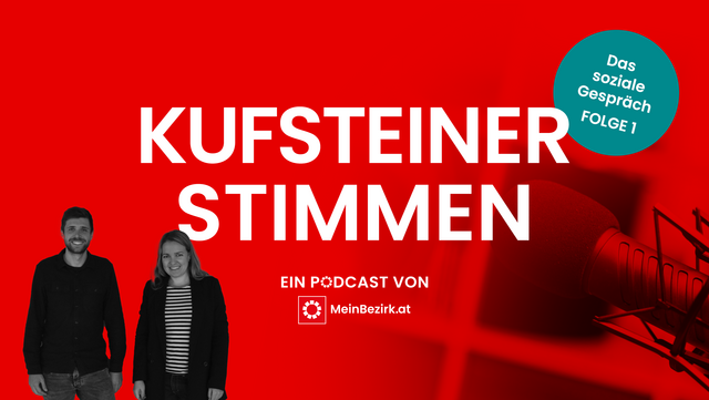 Philip Egger von den Stadtwerken Kufstein erklärt im Gespräch mit Redakteurin Barbara Fluckinger, wie man gut Energiesparen kann. | Foto: Barbara Fluckinger