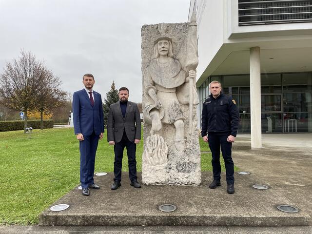 Wolodymyr Kolomiez, Erster Botschaftssekretär
Denys Korotenko Bgm Shyroke, Region Saporischia
Oleksandr Mokhryk, Stv. Chef des Katastrophenschutzes der Ukraine | Foto: Victoria Edlinger