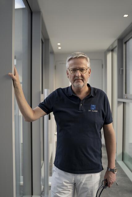 NEOS Gesundheitssprecher Sebastian Huber will mit dem Antrag Schulen und Kindern unter die Arme greifen. | Foto: NEOS Salzburg