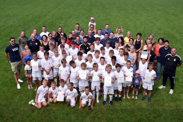 Real Madrid Fußballschule war schon zweimal Gast in Pabneukirchen. Die Real Madrid Fußballschule kommt vom 21. bis 25. August 2023 zum dritten Mal nach Pabneukirchen. | Foto: Robert Zinterhof