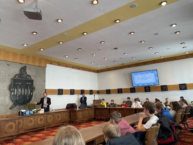 Rund 50 Schülerinnen und Schüler nahmen am Vortrag teil. | Foto: RegionalMedien Steiermark