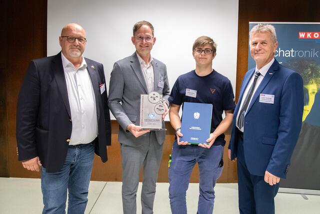 Matthias Hollerer (2.v.r.) holte den zweiten Platz | Foto: Rudolf Laresser