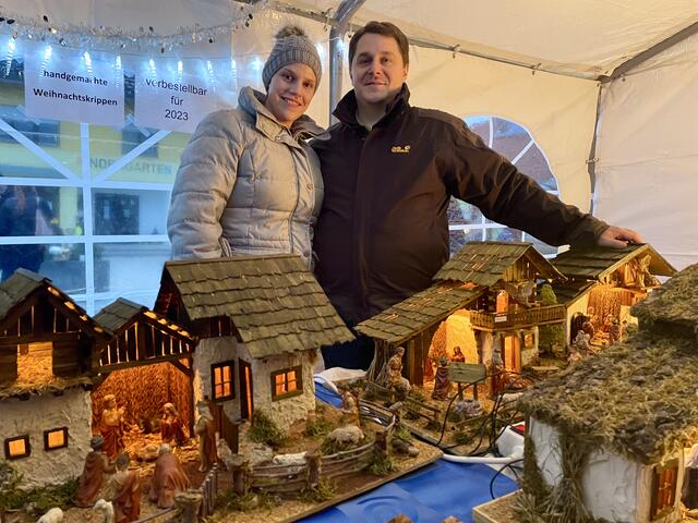 Marco Kloiber zeigte seine Krippenkunst.  | Foto: Elisabeth Kloiber